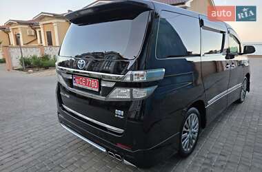 Минивэн Toyota Vellfire 2012 в 