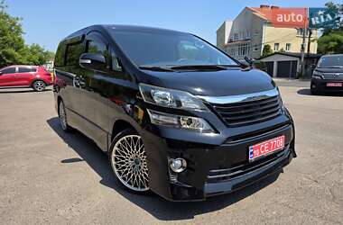 Минивэн Toyota Vellfire 2013 в 