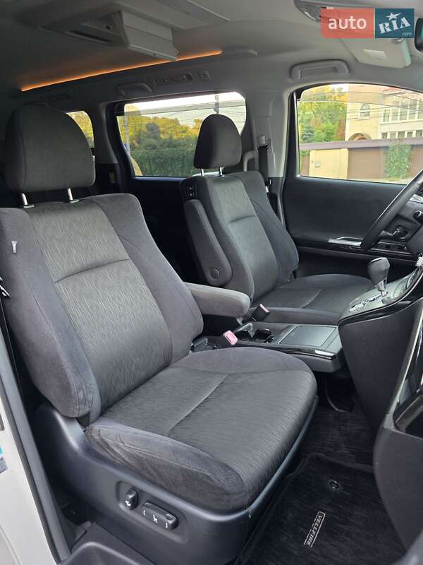 Минивэн Toyota Vellfire 2012 в Одессе