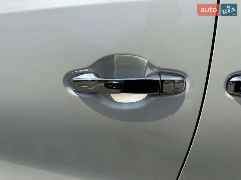 Минивэн Toyota Vellfire 2015 в Одессе фото 25 Минивэн Toyota Vellfire 2015 в Одессе