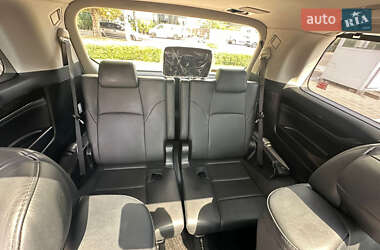 Минивэн Toyota Vellfire 2015 в 