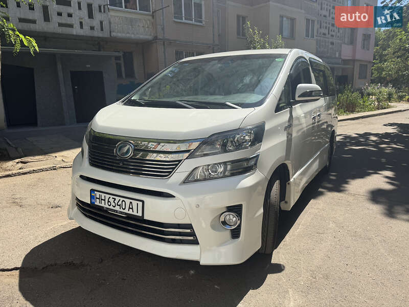 Минивэн Toyota Vellfire 2013 в Одессе
