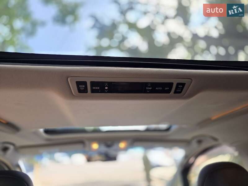 Мінівен Toyota Vellfire 2013 в Одесі фото 34 Мінівен Toyota Vellfire 2013 в Одесі