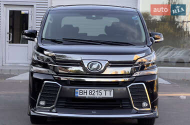 Минивэн Toyota Vellfire 2015 в 