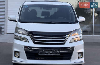 Минивэн Toyota Vellfire 2013 в 