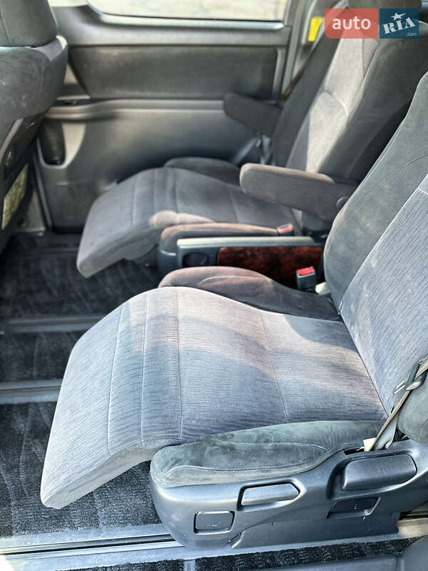 Мінівен Toyota Vellfire 2014 в Києві