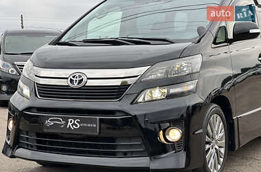 Минивэн Toyota Vellfire 2014 в 