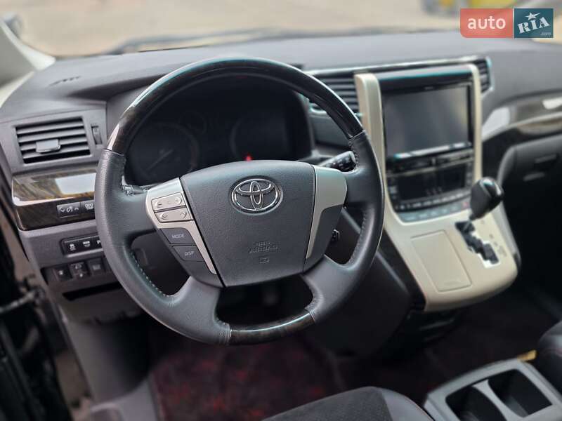 Мінівен Toyota Vellfire 2013 в Одесі фото 26 Мінівен Toyota Vellfire 2013 в Одесі