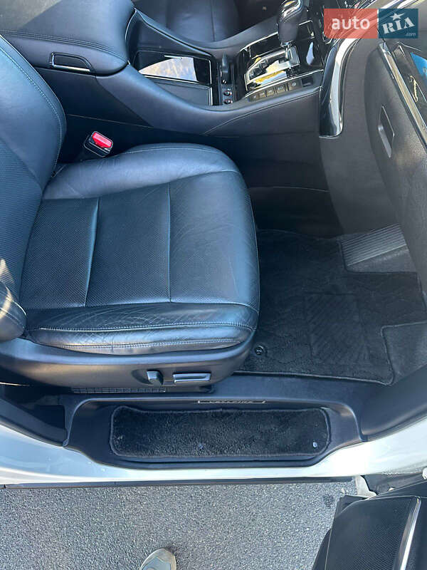 Минивэн Toyota Vellfire 2015 в Одессе фото 19 Минивэн Toyota Vellfire 2015 в Одессе