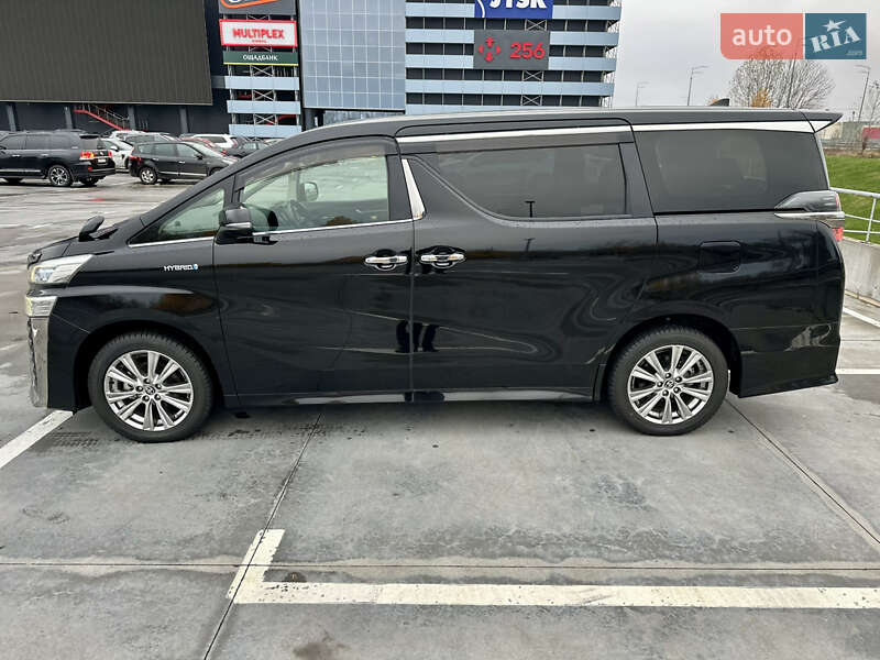 Мінівен Toyota Vellfire 2018 в Києві