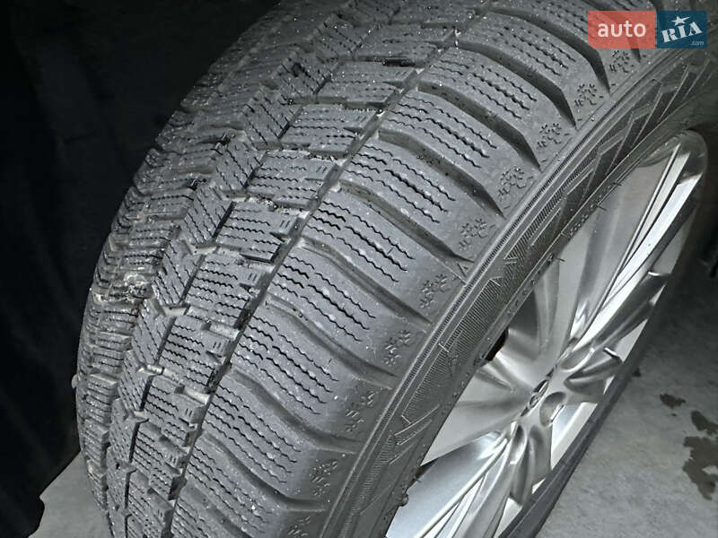 Мінівен Toyota Vellfire 2018 в Києві