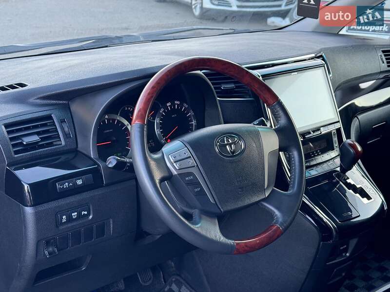 Минивэн Toyota Vellfire 2010 в Виннице