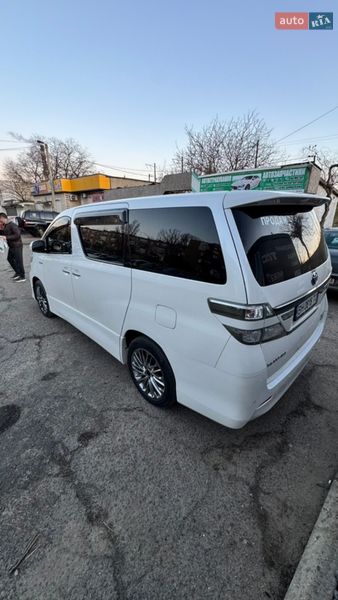 Минивэн Toyota Vellfire 2012 в Белгороде-Днестровском