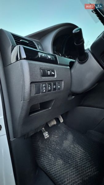 Минивэн Toyota Vellfire 2012 в Белгороде-Днестровском