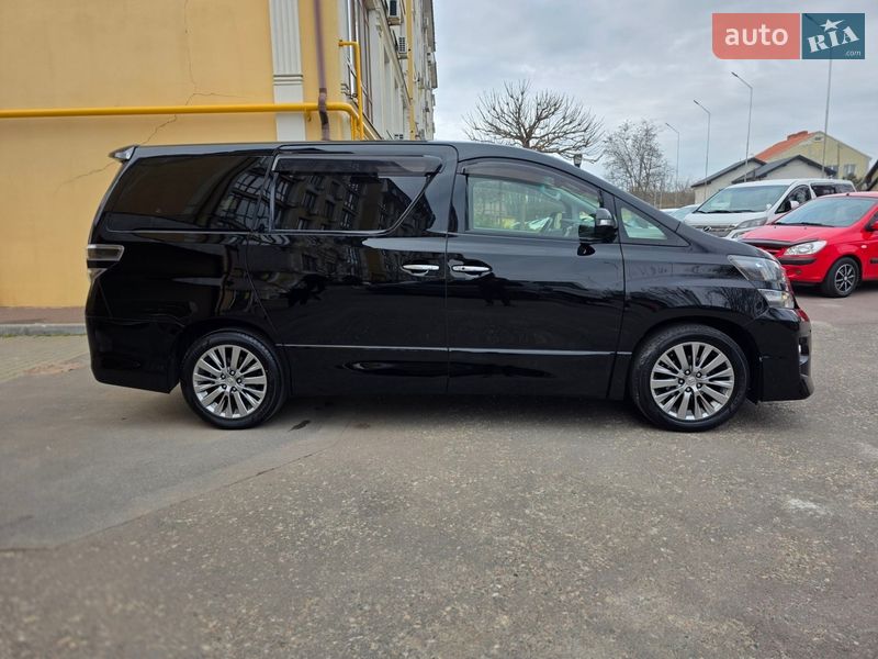 Минивэн Toyota Vellfire 2013 в Одессе