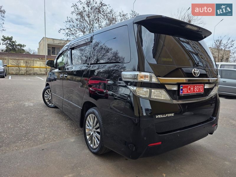 Минивэн Toyota Vellfire 2013 в Одессе