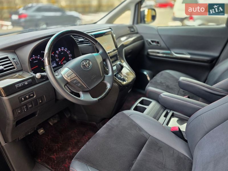 Минивэн Toyota Vellfire 2013 в Одессе