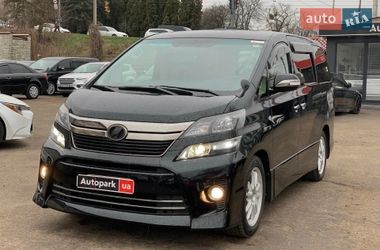 Минивэн Toyota Vellfire 2013 в Виннице