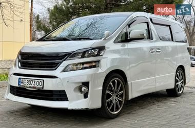 Мінівен Toyota Vellfire 2013 в Дніпрі