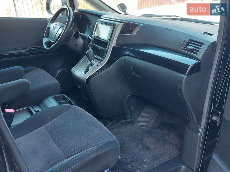 Минивэн Toyota Vellfire 2012 в Киеве фото 23 Минивэн Toyota Vellfire 2012 в Киеве