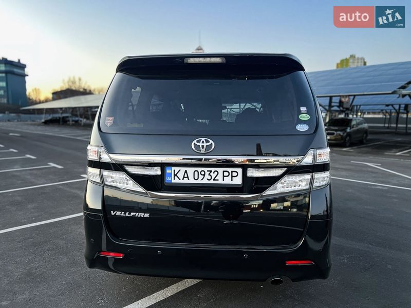 Минивэн Toyota Vellfire 2012 в Киеве фото 6 Минивэн Toyota Vellfire 2012 в Киеве