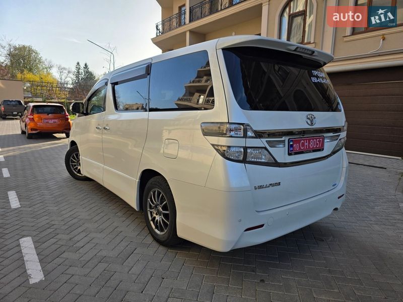Минивэн Toyota Vellfire 2013 в Одессе