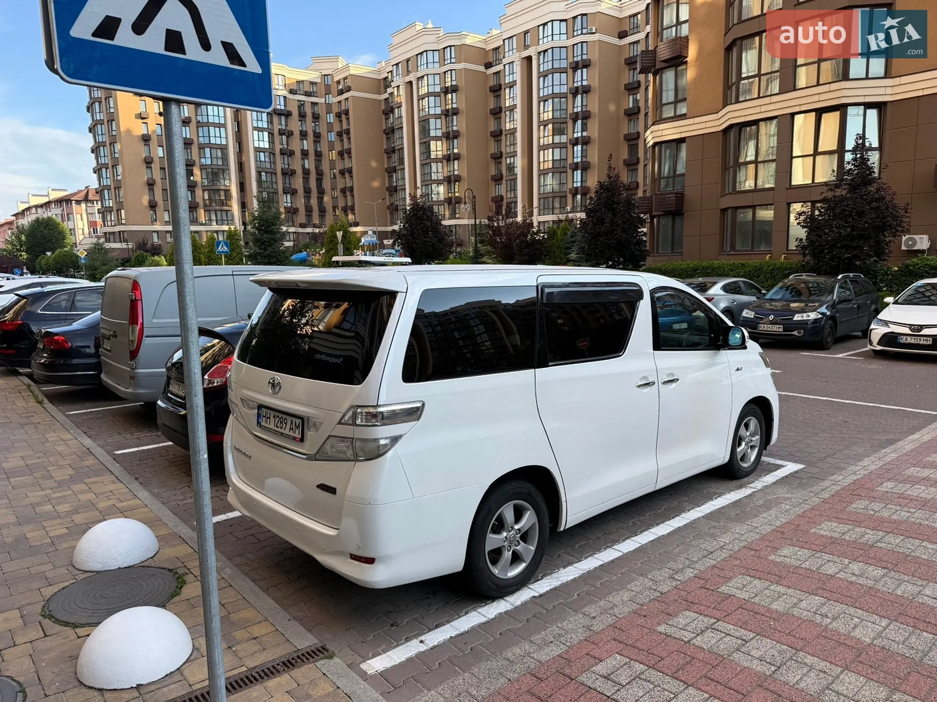 2010 Toyota Vellfire - мініатюра 5