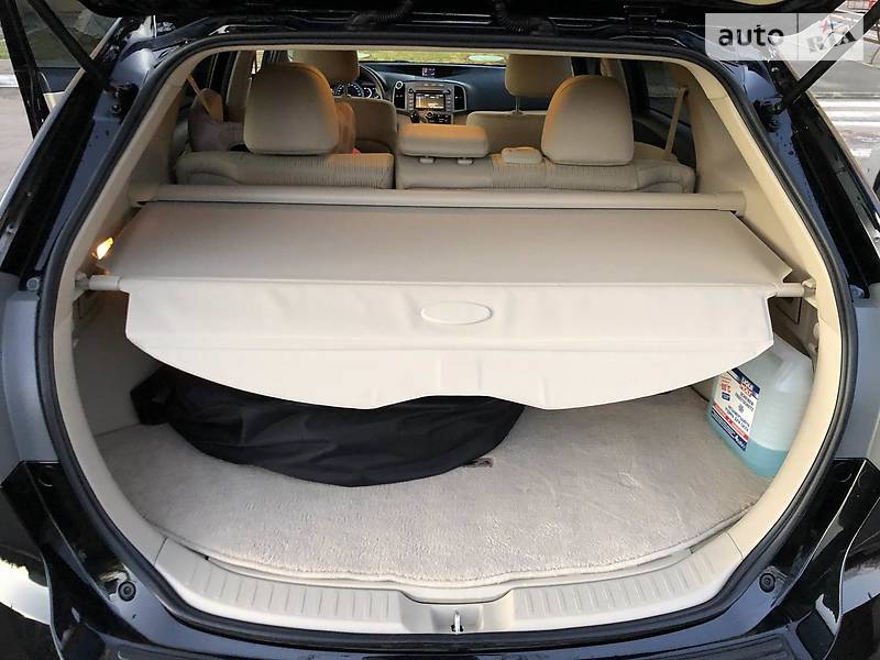 Мінівен Toyota Venza 2015 в Києві