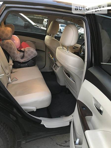 Мінівен Toyota Venza 2015 в Києві