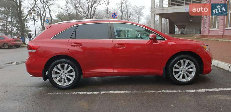 Позашляховик / Кросовер Toyota Venza 2013 в Одесі