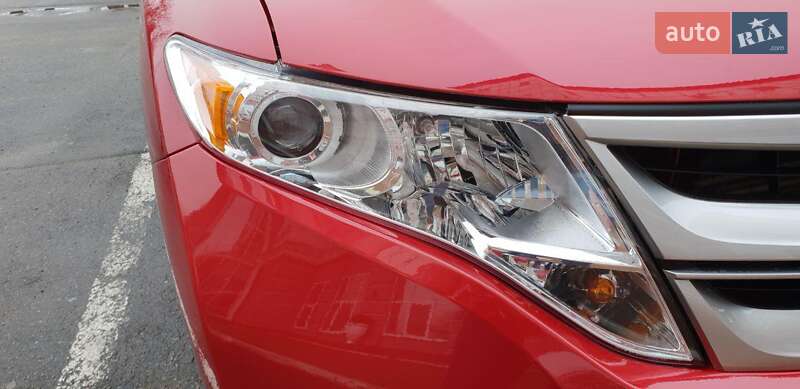 Позашляховик / Кросовер Toyota Venza 2013 в Одесі