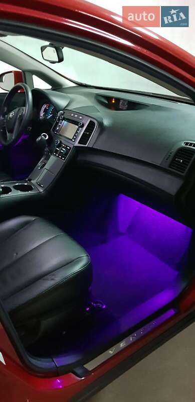 Позашляховик / Кросовер Toyota Venza 2013 в Одесі