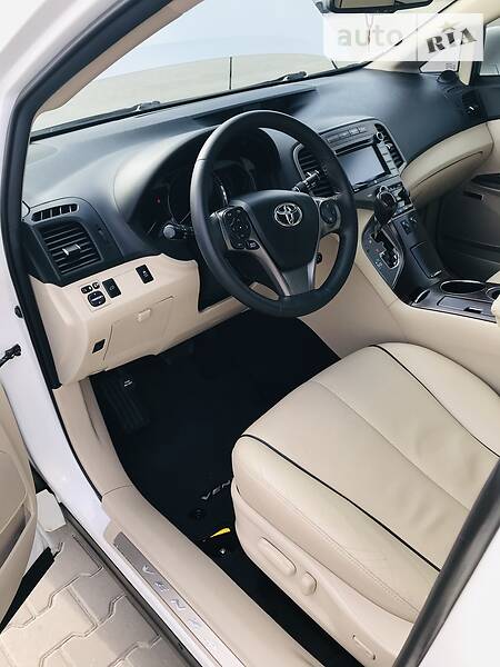 Внедорожник / Кроссовер Toyota Venza 2014 в Одессе