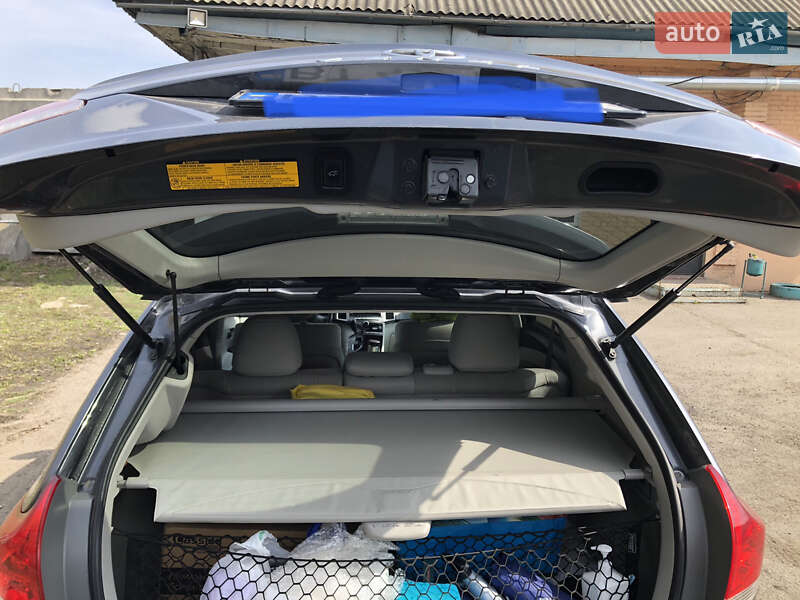 Позашляховик / Кросовер Toyota Venza 2010 в Києві