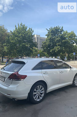 Позашляховик / Кросовер Toyota Venza 2013 в Сумах