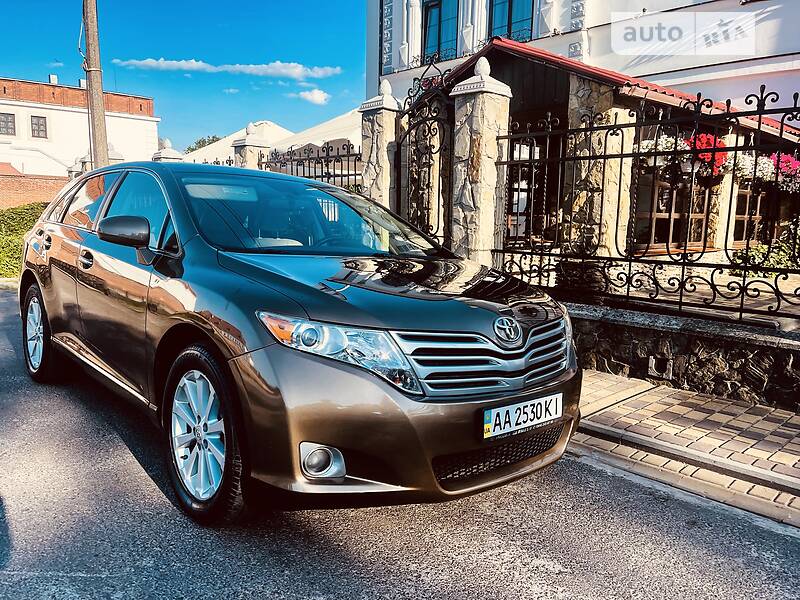 Внедорожник / Кроссовер Toyota Venza 2011 в Дубно