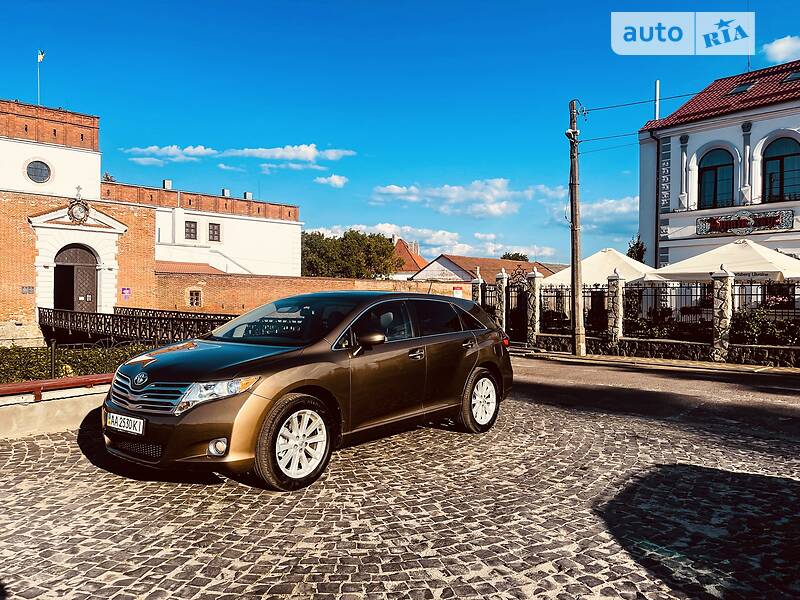 Внедорожник / Кроссовер Toyota Venza 2011 в Дубно
