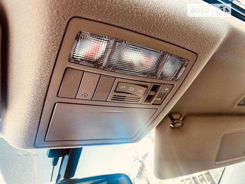 Внедорожник / Кроссовер Toyota Venza 2011 в Дубно