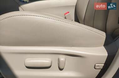 Внедорожник / Кроссовер Toyota Venza 2014 в 