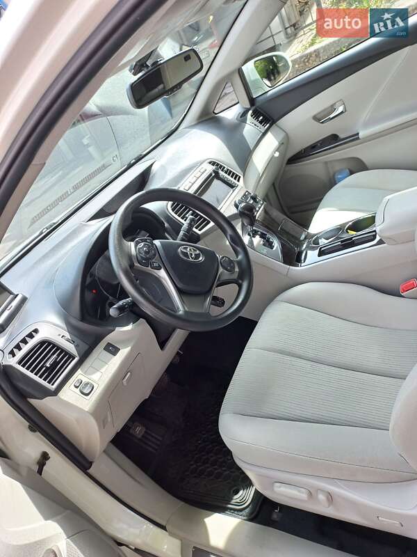 Позашляховик / Кросовер Toyota Venza 2012 в Одесі