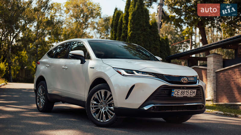 Позашляховик / Кросовер Toyota Venza 2021 в Чернівцях