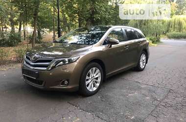 Позашляховик / Кросовер Toyota Venza 2013 в Києві