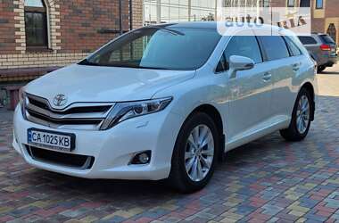 Позашляховик / Кросовер Toyota Venza 2014 в Черкасах