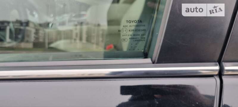 Внедорожник / Кроссовер Toyota Venza 2014 в Киеве