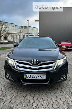 Позашляховик / Кросовер Toyota Venza 2013 в Києві