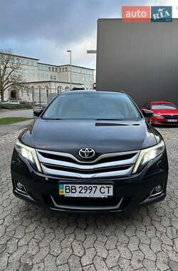 Позашляховик / Кросовер Toyota Venza 2013 в Києві