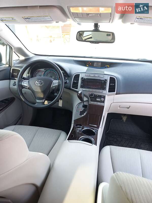 Позашляховик / Кросовер Toyota Venza 2009 в Сокалі