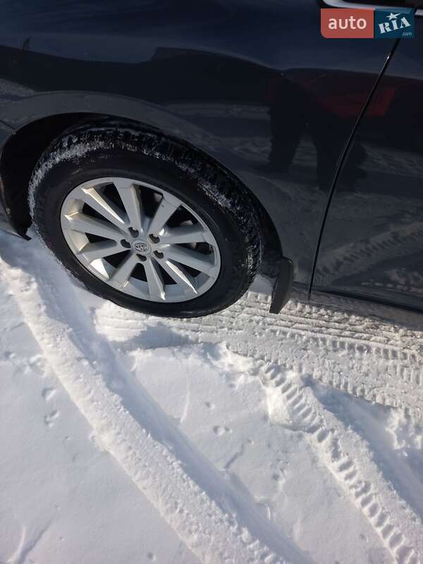 Позашляховик / Кросовер Toyota Venza 2009 в Сокалі