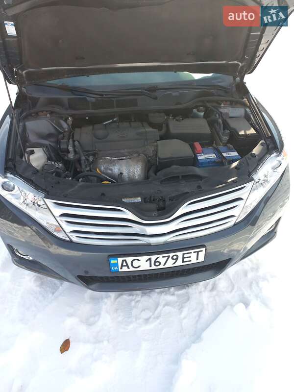 Позашляховик / Кросовер Toyota Venza 2009 в Сокалі