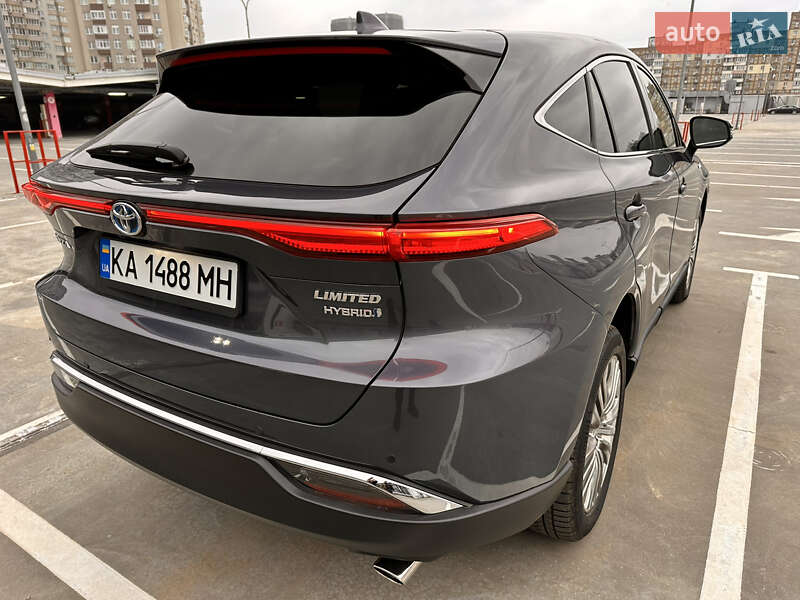 Позашляховик / Кросовер Toyota Venza 2021 в Києві